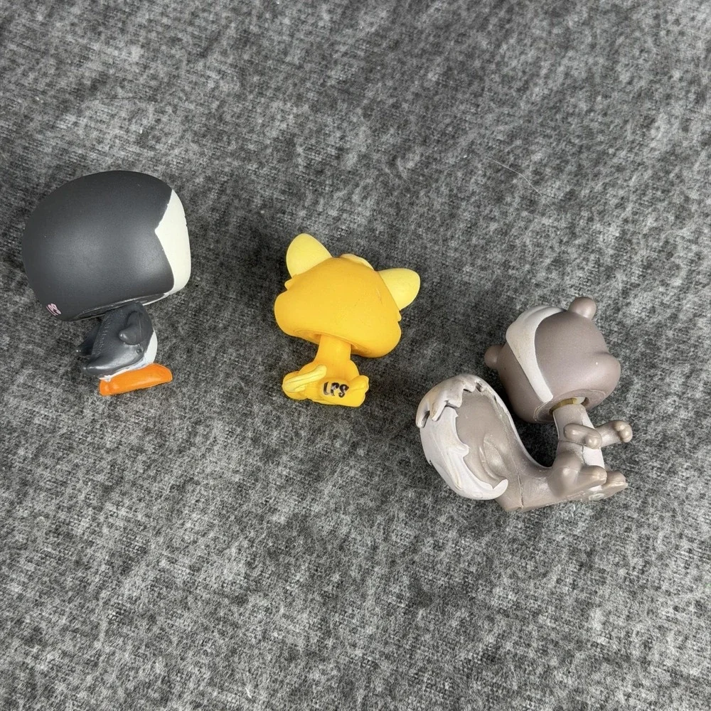 Hasbro Littlest Pet Shop 1748 1744 484 Figure Lot 3 LPS Cat Squirrel Puffin